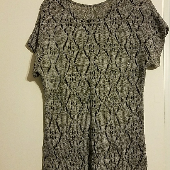 Preloved sweater - Picture 3 of 3